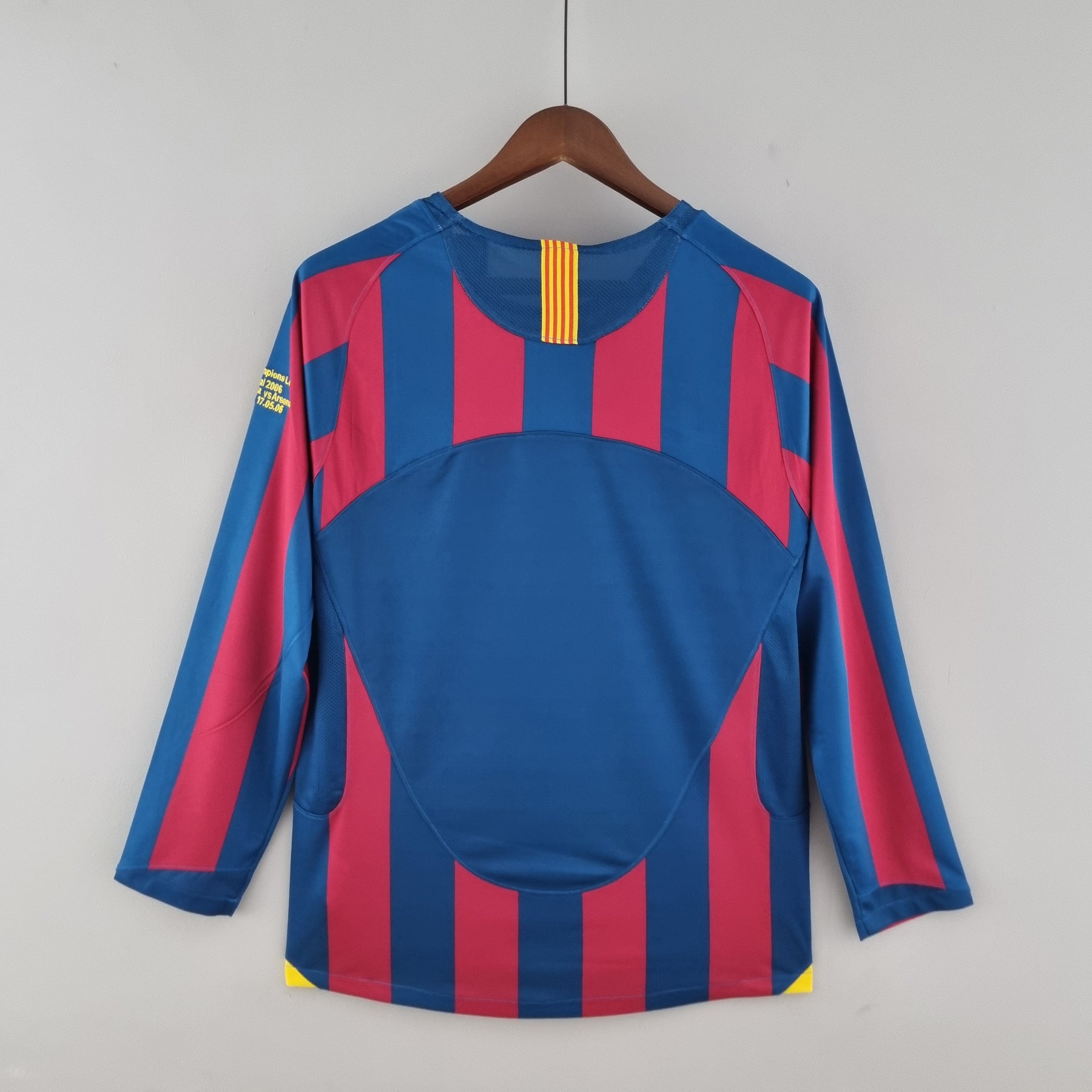 Camisa Manga Longa Barcelona 05/06 - Grená | Futmantos