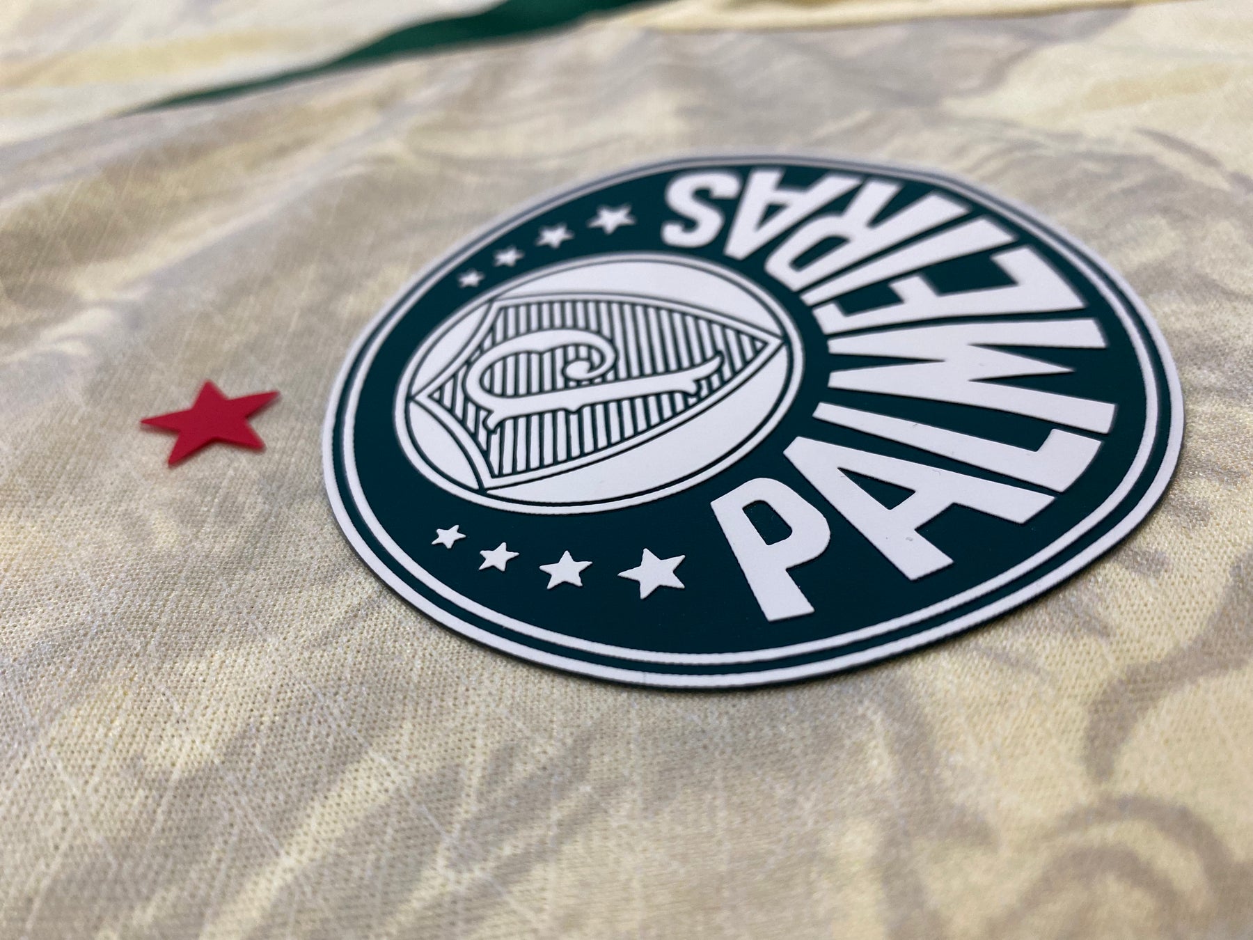 Camisa Palmeiras Bege 25/26 KidSuper - Versão Jogador | Futmantos