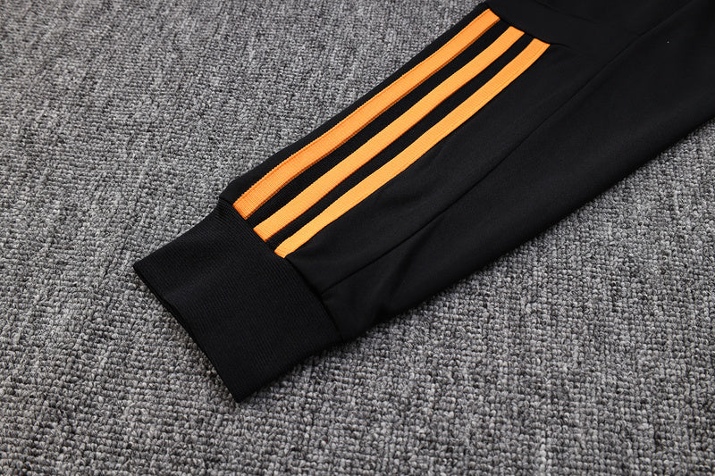 Agasalho de treino Internacional 23/24 - Preto | Futmantos