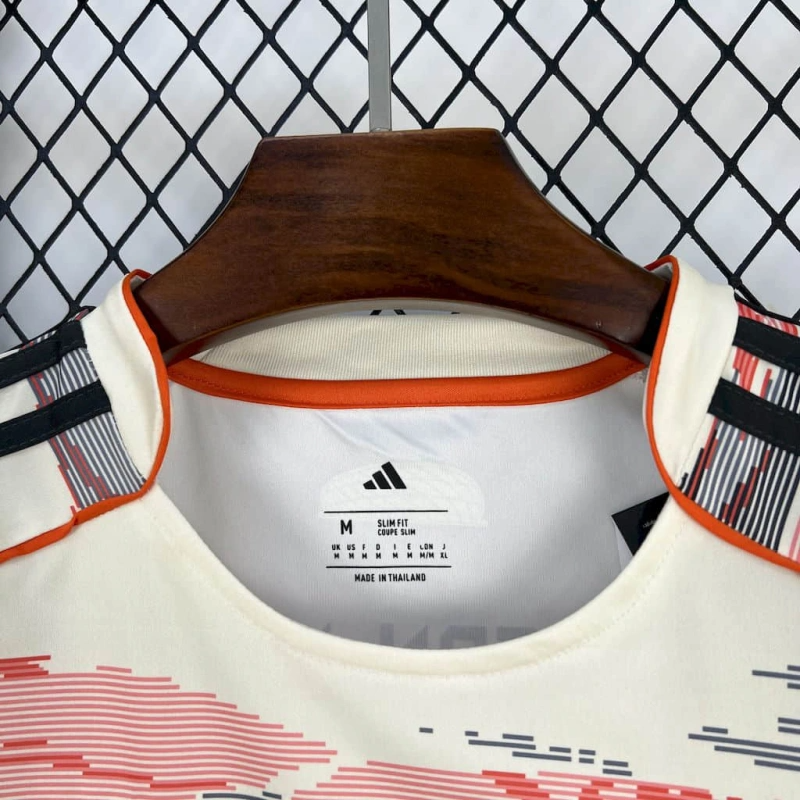 Camisa Bayern de Munique MÜLLER #25 - 25/26 | FutMantos