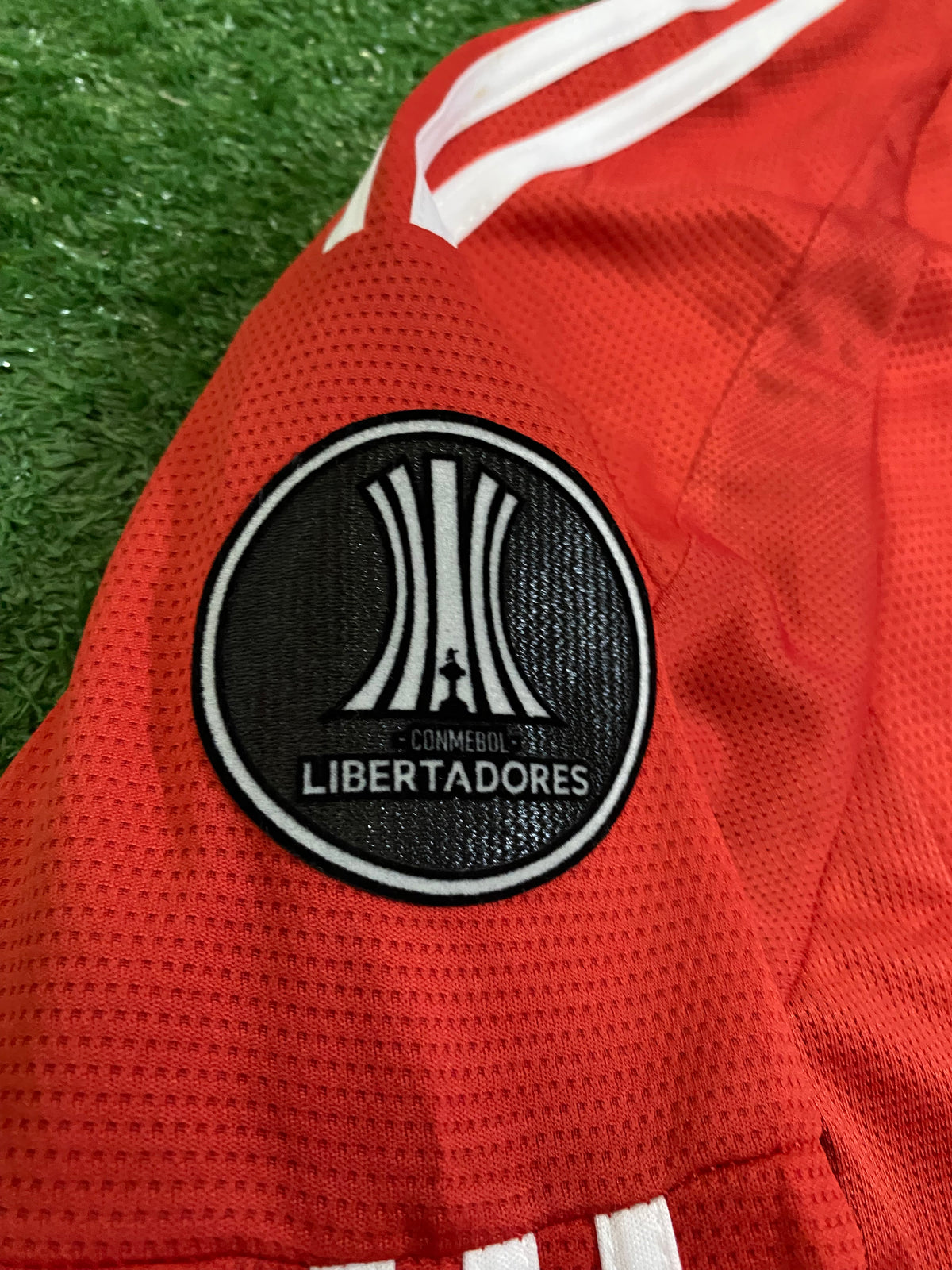 Camisa Internacional 25/26 - Manga Longa Com Patrocínios | Futmantos