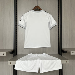 Kit Infantil Real Madrid l 25/26 | Futmantos