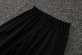 Agasalho de treino Internacional 25/26 - Preto| Futmantos