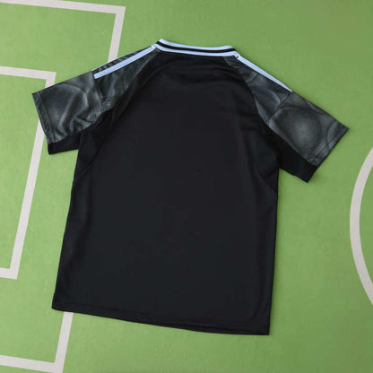 Kit Infantil Aston Villa II 2025/26 | Futmantos