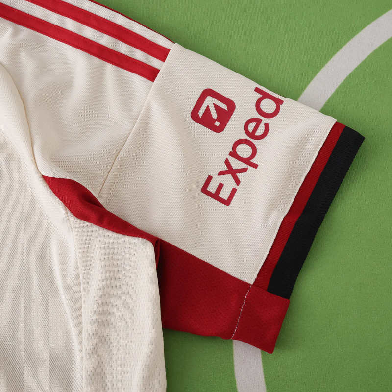 Camisa Liverpool II 25/26 - Branca | Futmantos