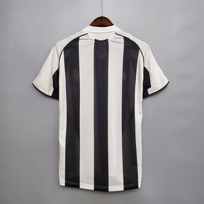 Camisa Newcastle Retrô 2005/2006 Preta e Branca - | Futmantos