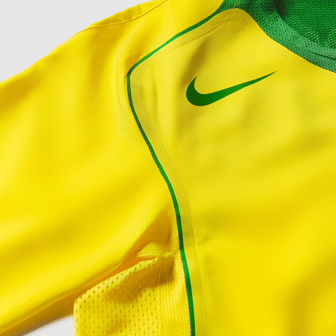Camisa Brasil Reedição Total 90 - Ronaldinho #10 | FutMantos