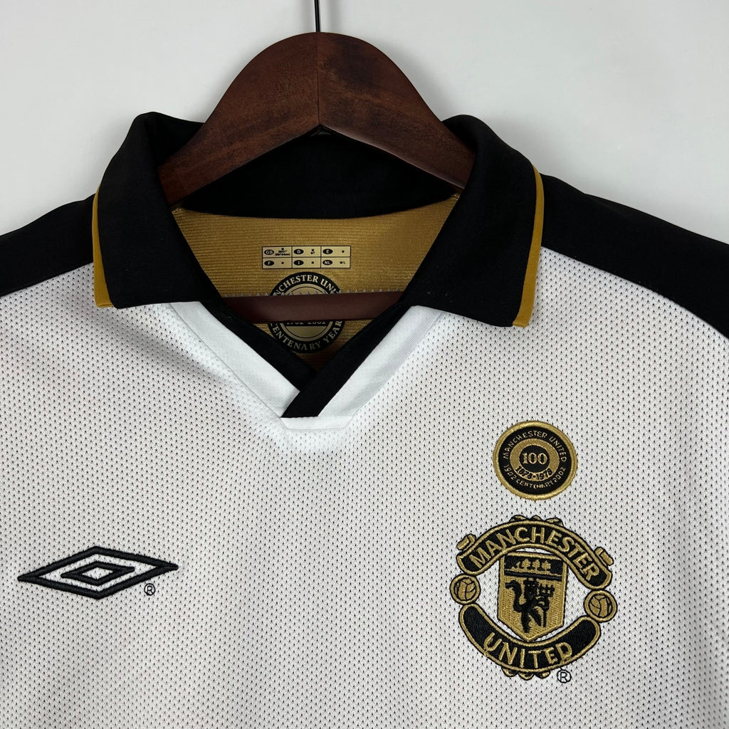 Camisa Manchester United 01/02 Modelo Retrô 100 Anos Masculina- Braca e preta, Dourada e Preta Dupla Face | Futmantos