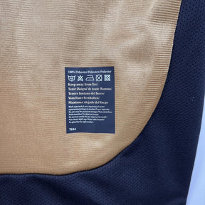 Camisa Manchester United 01/02 Modelo Retrô 100 Anos Masculina- Braca e preta, Dourada e Preta Dupla Face | Futmantos